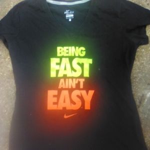 Nike top
